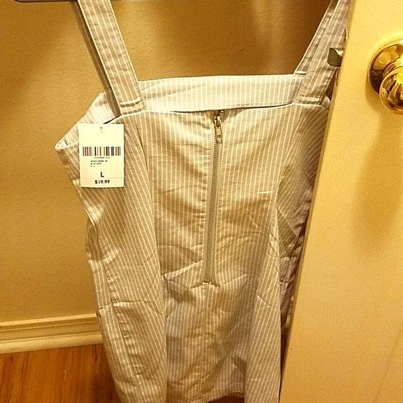 Cute blue striped dress - Picture 2 of 3